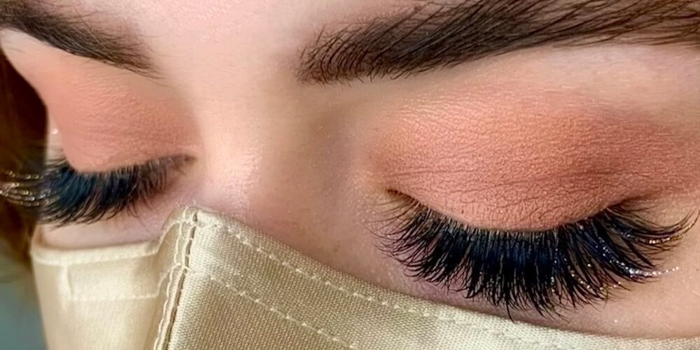 girls eyes with novalash creme shadow on