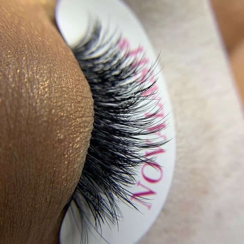 Eyelash process on girl